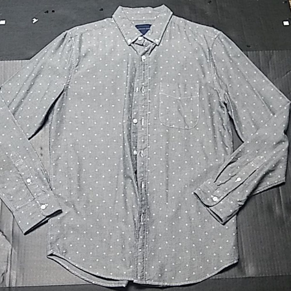Medium American eagle outfitters button up shirt